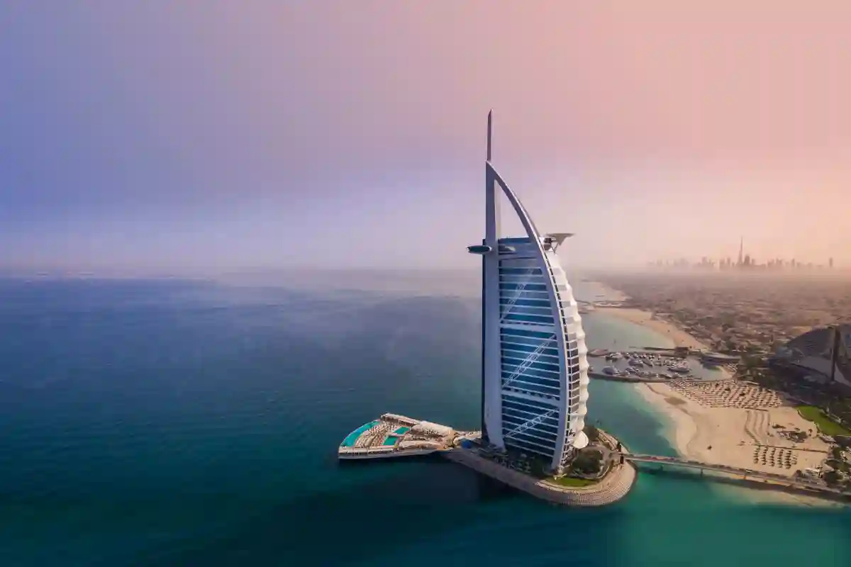 Burj Al Arab: Dubai’s Iconic Luxury Hotel