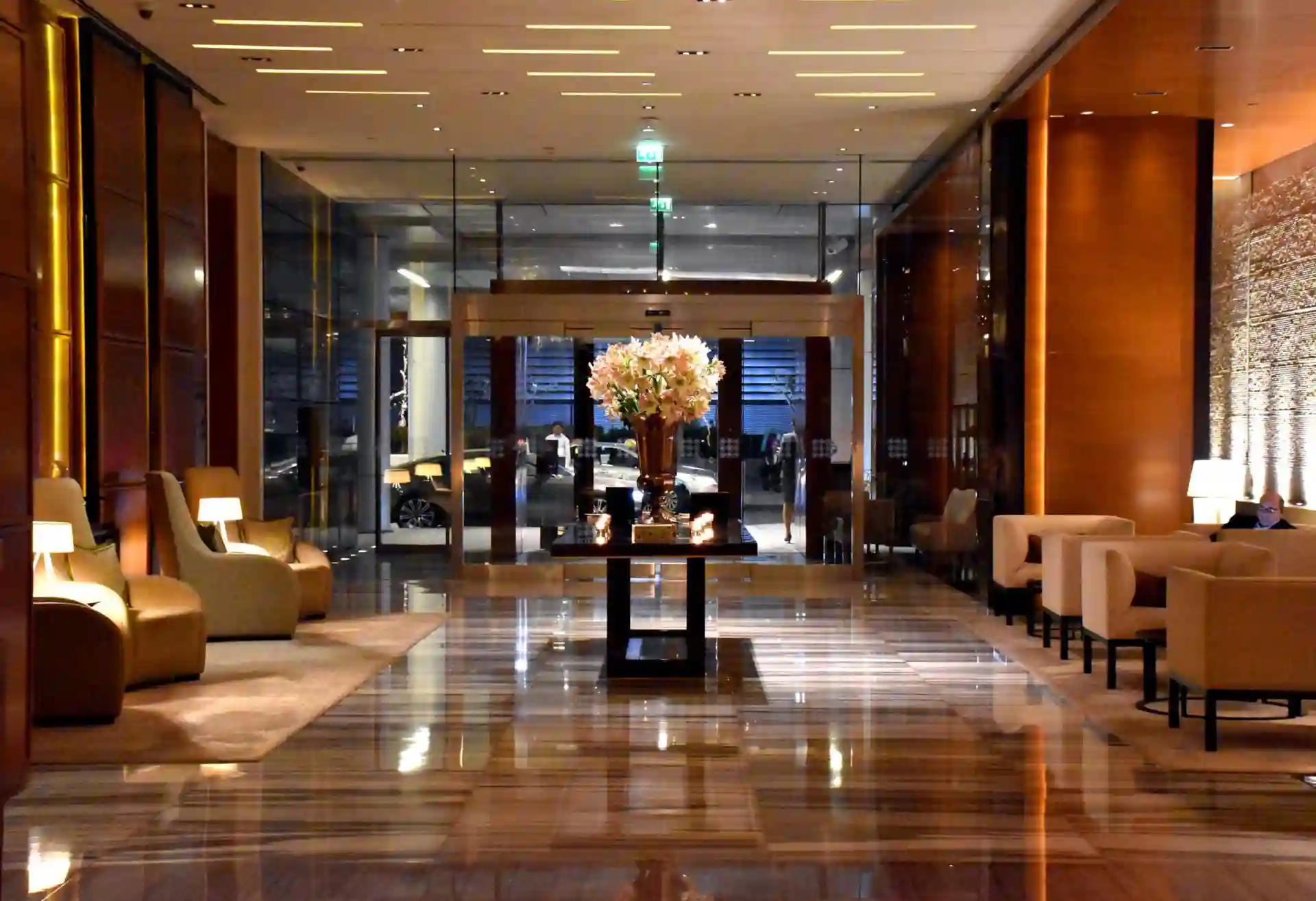 Rosewood Abu Dhabi: Luxury Hotel