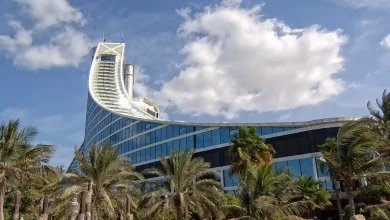 Jumeirah Beach Hotel: Dubai Luxury Gem