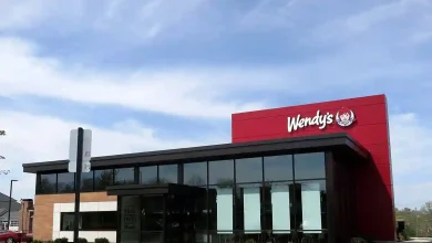 Wendy's Niagara Falls: Fresh Eatery Delights Fine Dinning